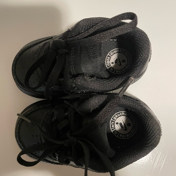 4C Black Air Force 1’s - Picture 4 of 5